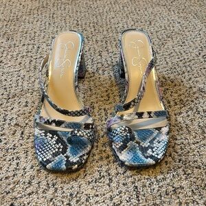 Jessica Simpson thong sandals